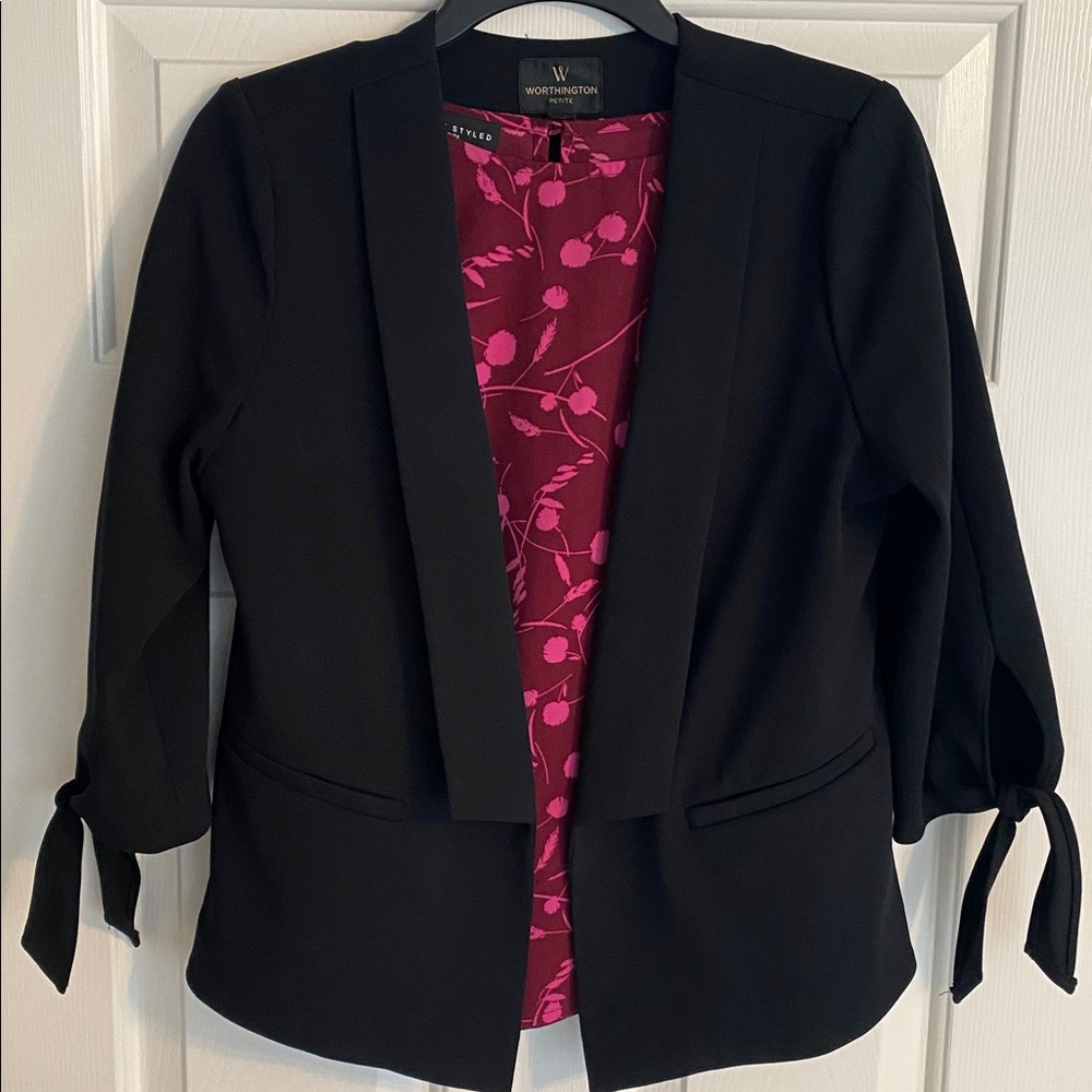 Worthington petite medium 3/4 sleeve open Black Blazer with Tie Cuffs